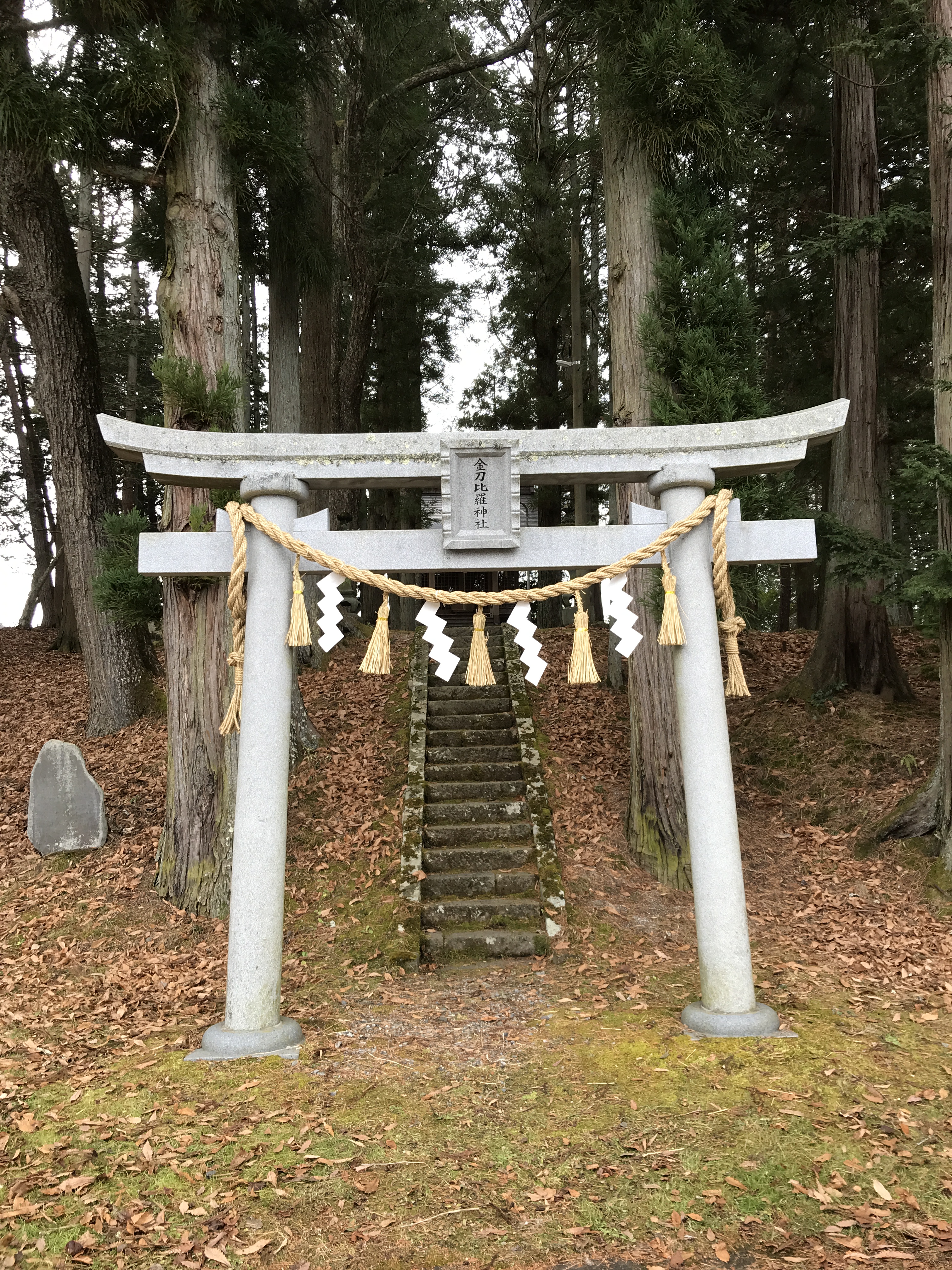 神社のしめ縄を結ってみた Lhouse