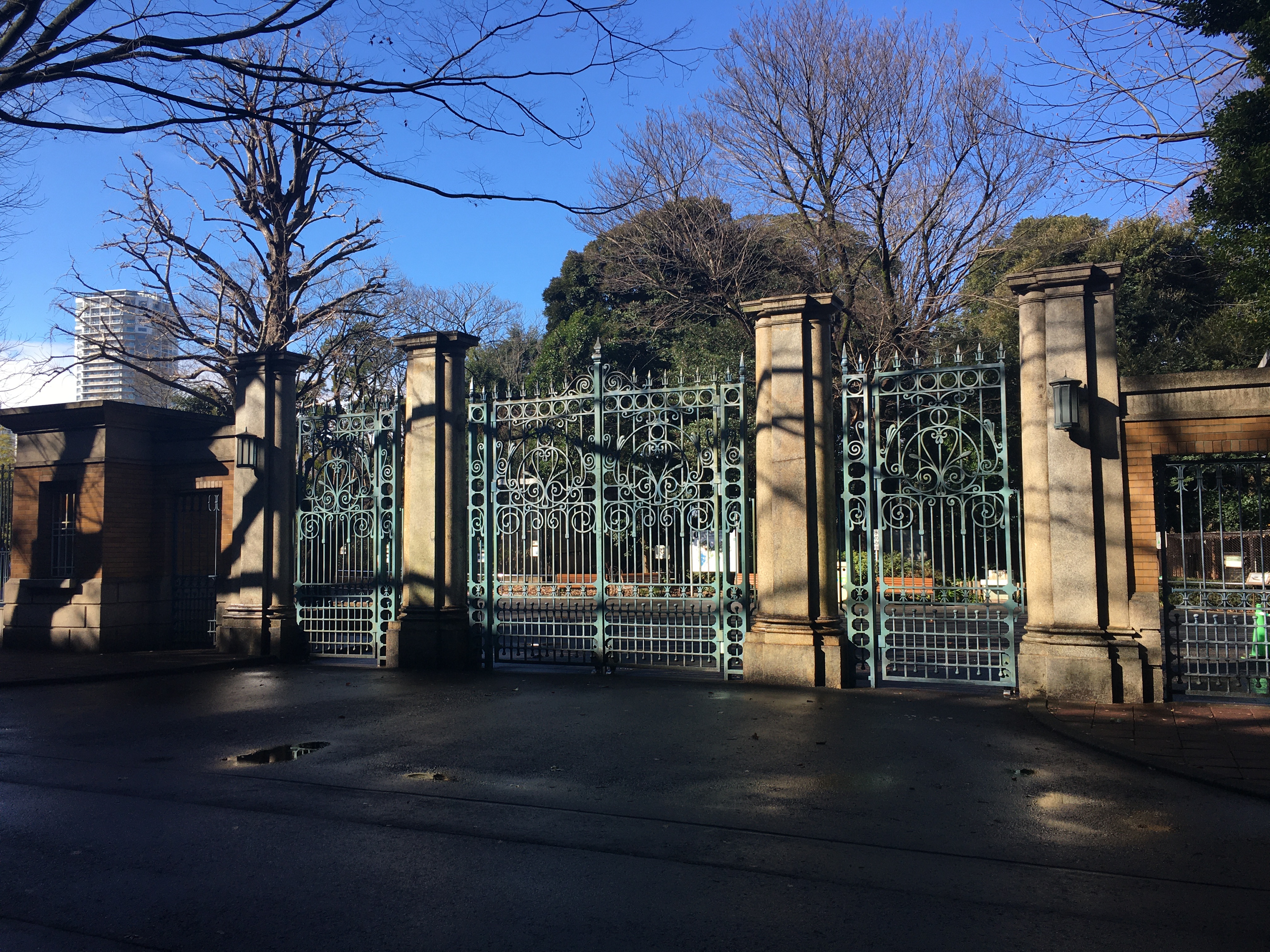 上野動物園門扉