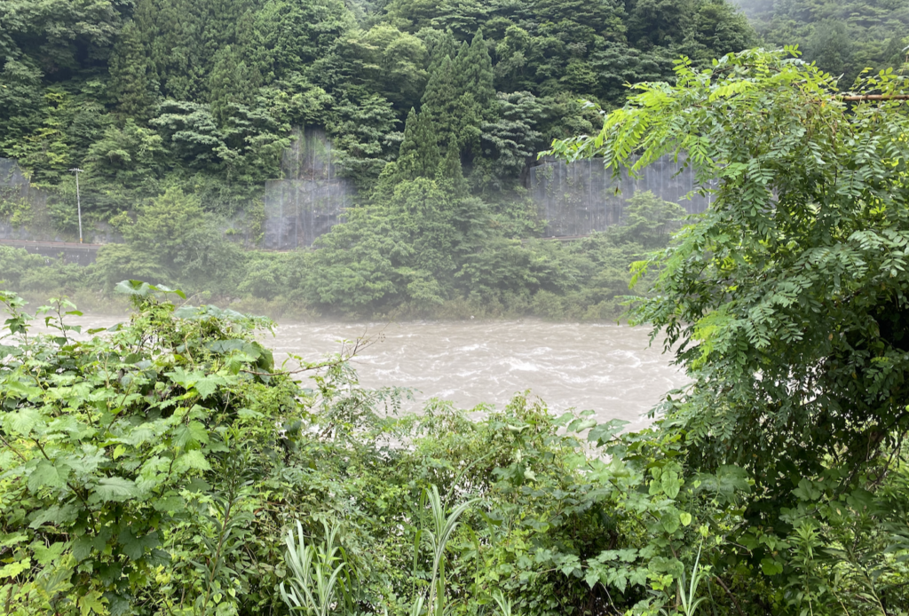 木曽川