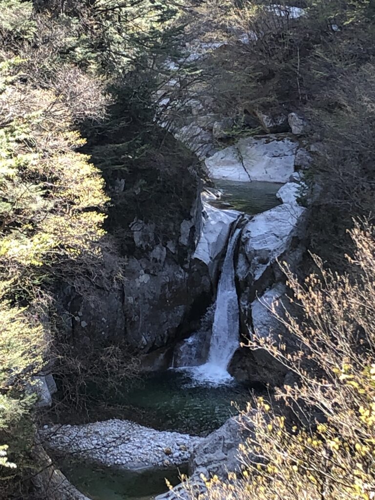 尾白川渓谷｜長野県で注文住宅ならエルハウス