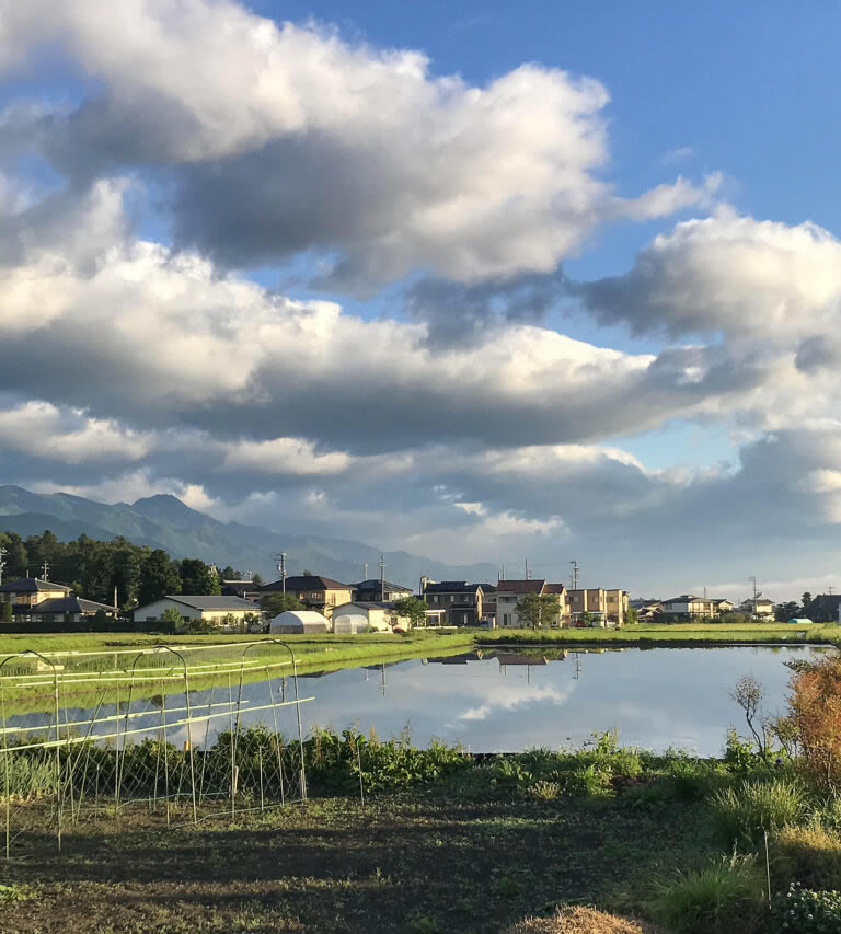 松本市梓川地区の田園風景