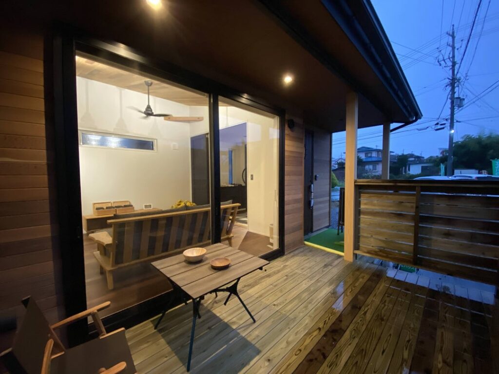 ウッドデッキのある家｜茅野市で注文住宅ならエルハウス