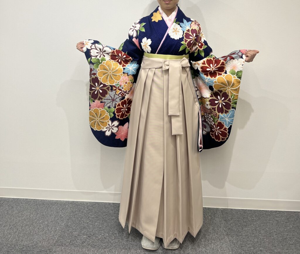さがの館での試着