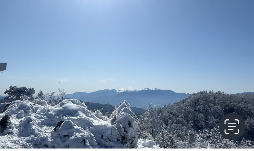 守屋山登山｜茅野市で注文住宅ならエルハウス width=